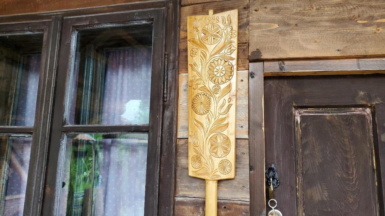 Casa Rustic Feher & Fekete Vendeghazak Sovata Ngoại thất bức ảnh