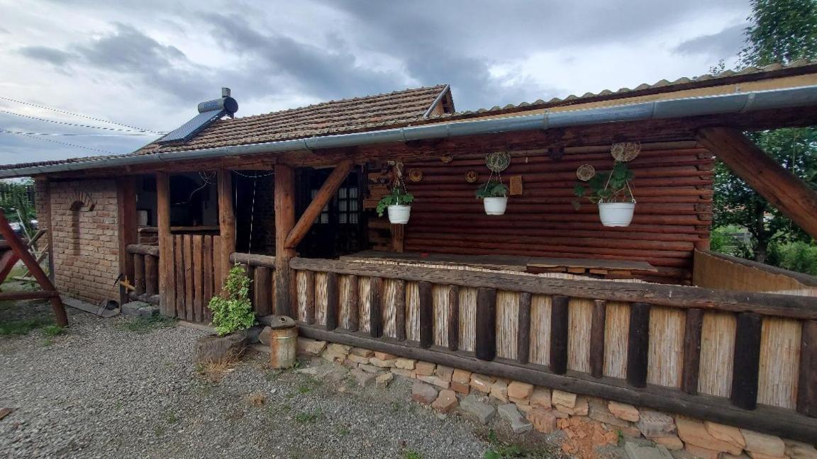 Casa Rustic Feher & Fekete Vendeghazak Sovata Ngoại thất bức ảnh