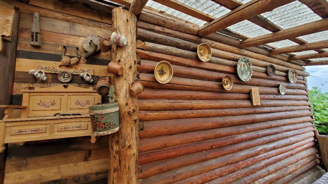 Casa Rustic Feher & Fekete Vendeghazak Sovata Ngoại thất bức ảnh