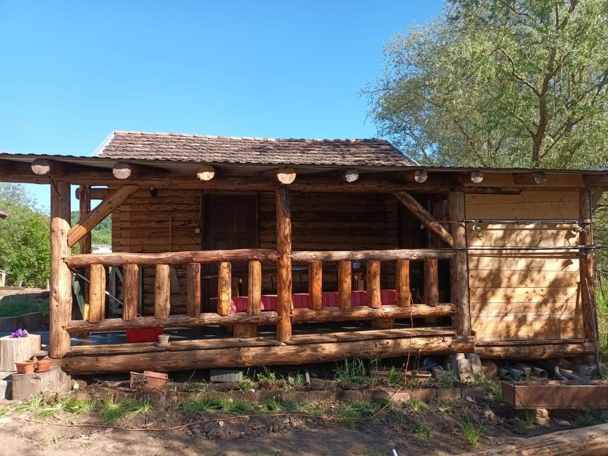 Casa Rustic Feher & Fekete Vendeghazak Sovata Ngoại thất bức ảnh
