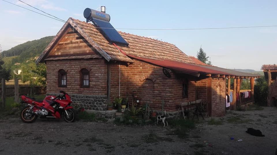 Casa Rustic Feher & Fekete Vendeghazak Sovata Ngoại thất bức ảnh